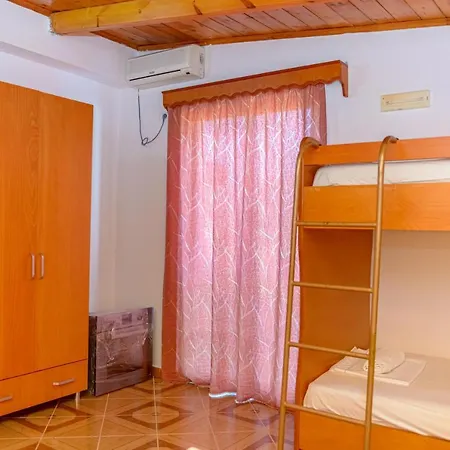 Hotel Argeli 3*